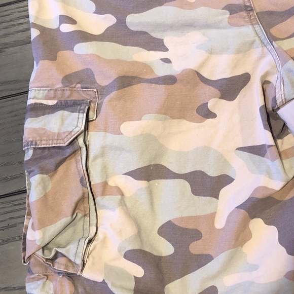 ***SOLD***VTG Y2K GAP Men's Rugged Cargo Desert Camouflage Paratrooper Shorts 34 - Picture 8 of 11